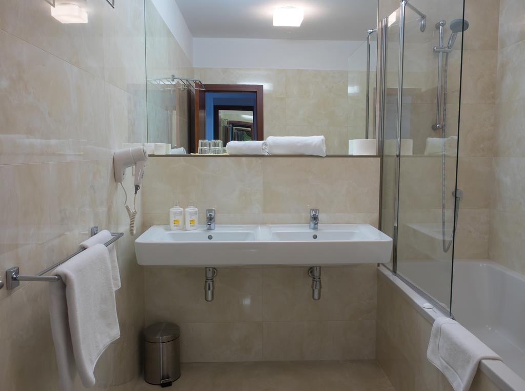 Hotel Cvilin Κρνοβ Εξωτερικό φωτογραφία
