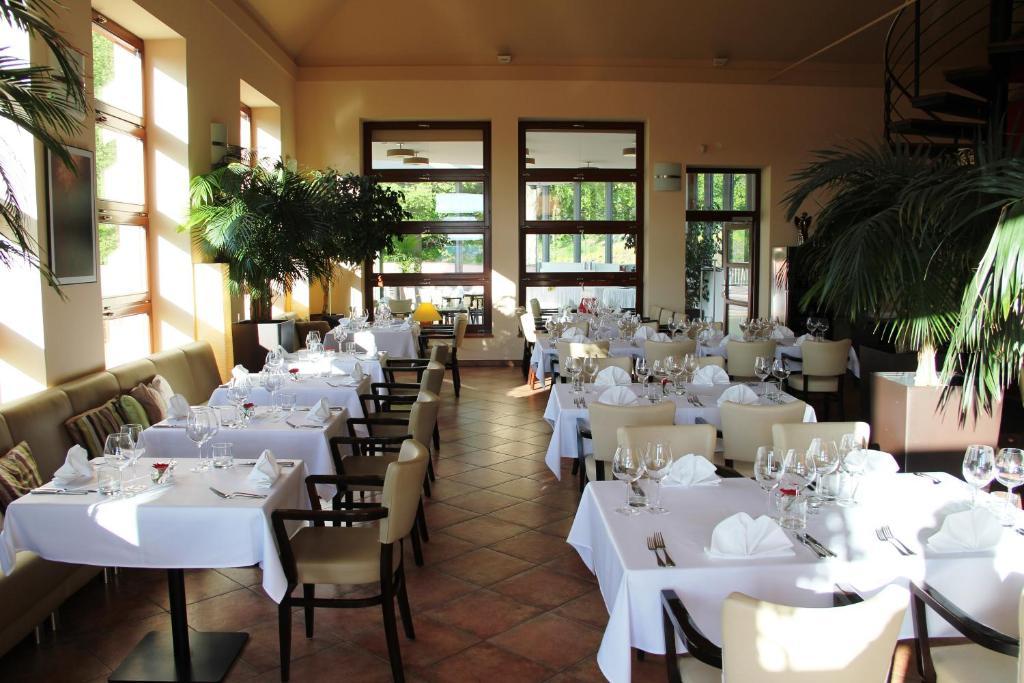 Hotel Cvilin Κρνοβ Εξωτερικό φωτογραφία