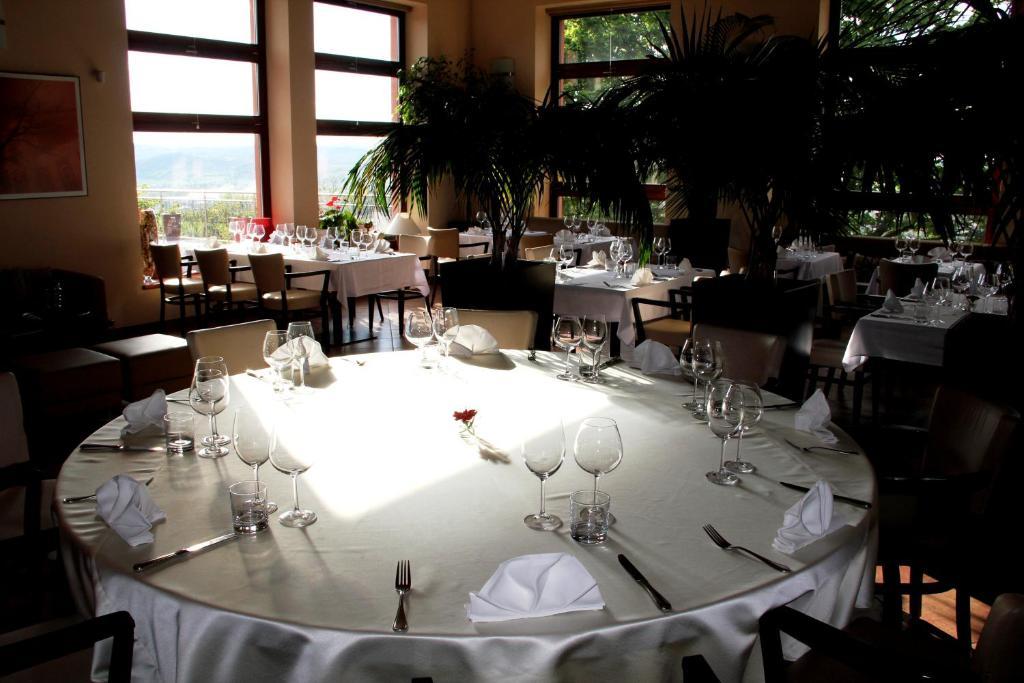 Hotel Cvilin Κρνοβ Εξωτερικό φωτογραφία